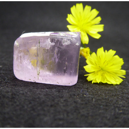 Kunzite, Pierre Violette du Pakistan