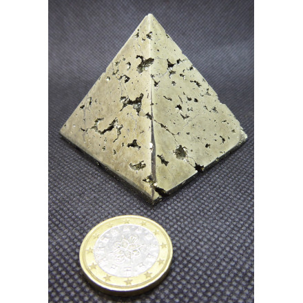 pyramide en pyrite